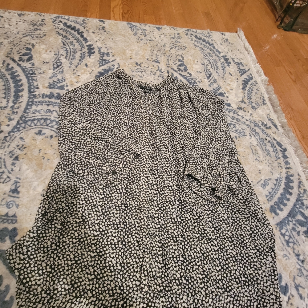 Grace Black and White Floral Blouse 2X